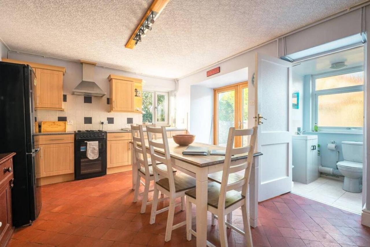 Cosy Welsh Cottage In St Davids Centre With Garden Exteriér fotografie